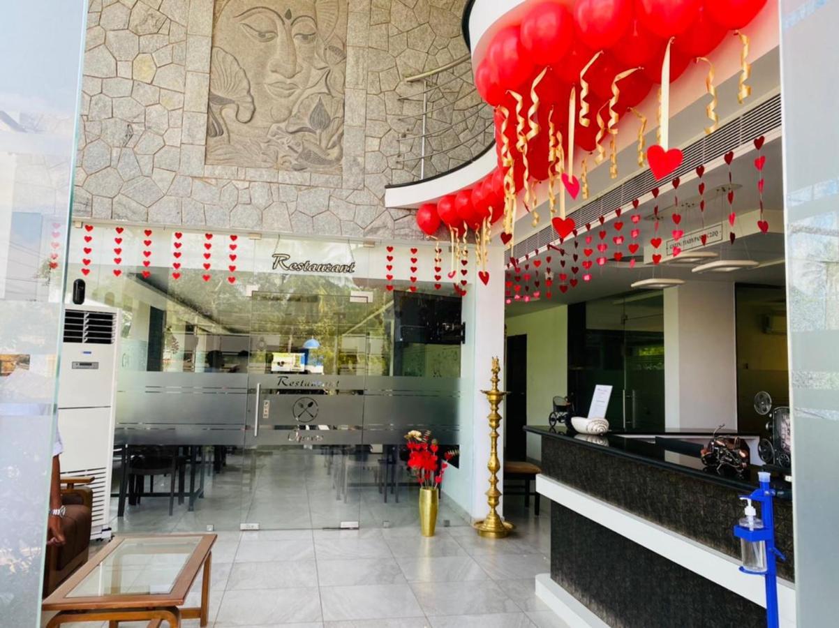White Pearl Residency Hotell Pondicherry Eksteriør bilde
