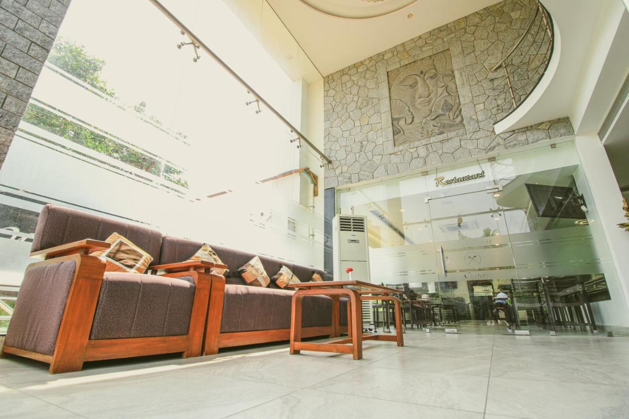 White Pearl Residency Hotell Pondicherry Eksteriør bilde