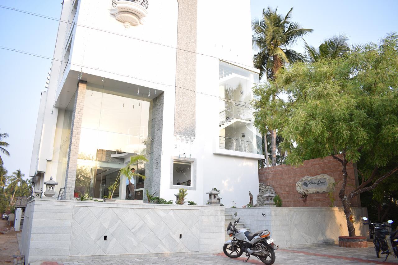White Pearl Residency Hotell Pondicherry Eksteriør bilde